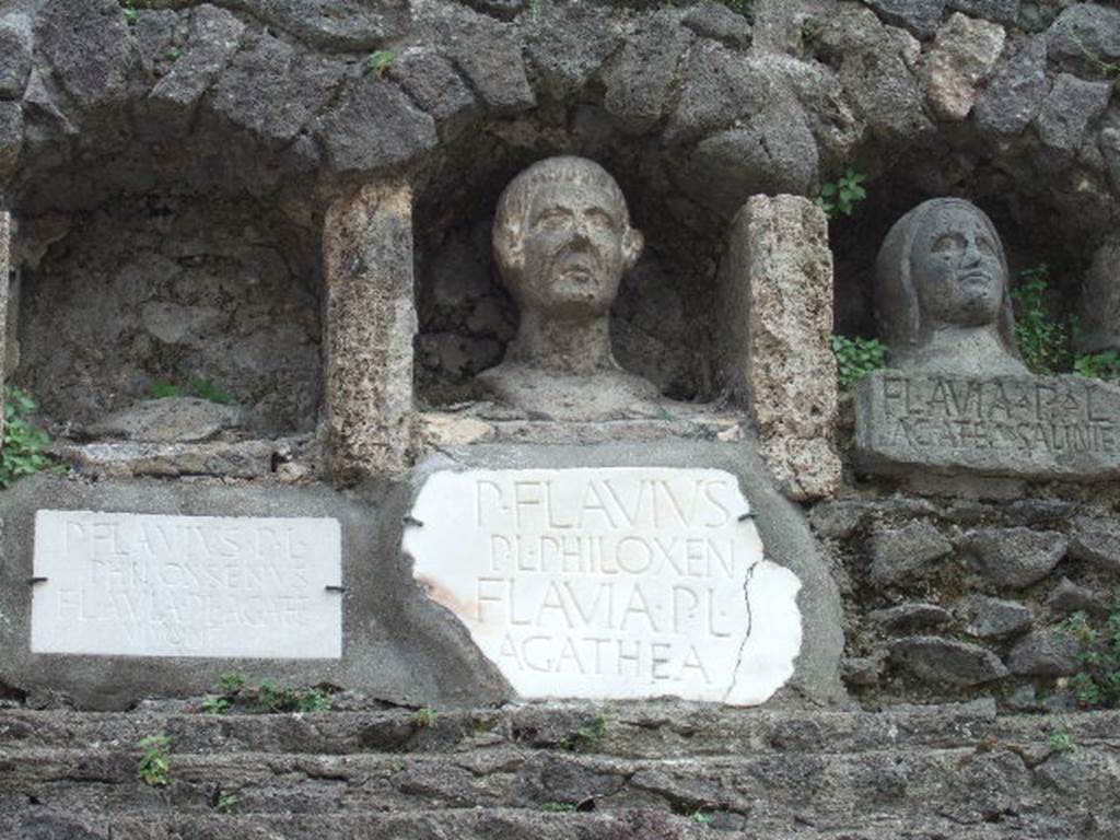 Pompeii Porta Nocera Tomb 7OS.  May 2006. Busts and plaques with inscriptions.
