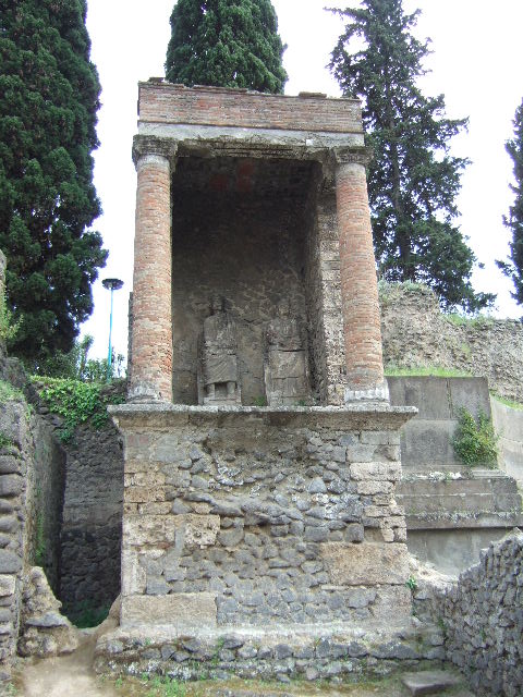 Pompeii Porta Nocera Tomb 9OS. Tomb of a magistrate? May 2006.