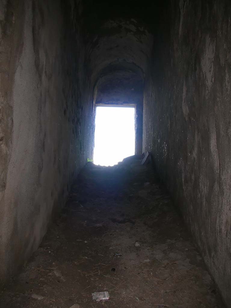 Tower X, Pompeii. May 2010. Looking east from arched doorway. Photo courtesy of Ivo van der Graaff.

