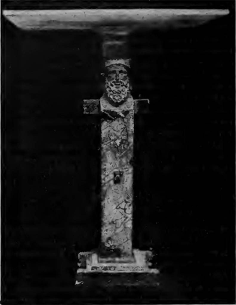 Pompeii, Villa rustica nel Fondo di Antonio Prisco. Marble table.
See Notizie degli Scavi di Antichità, 1921, p. 418, fig. 2.
