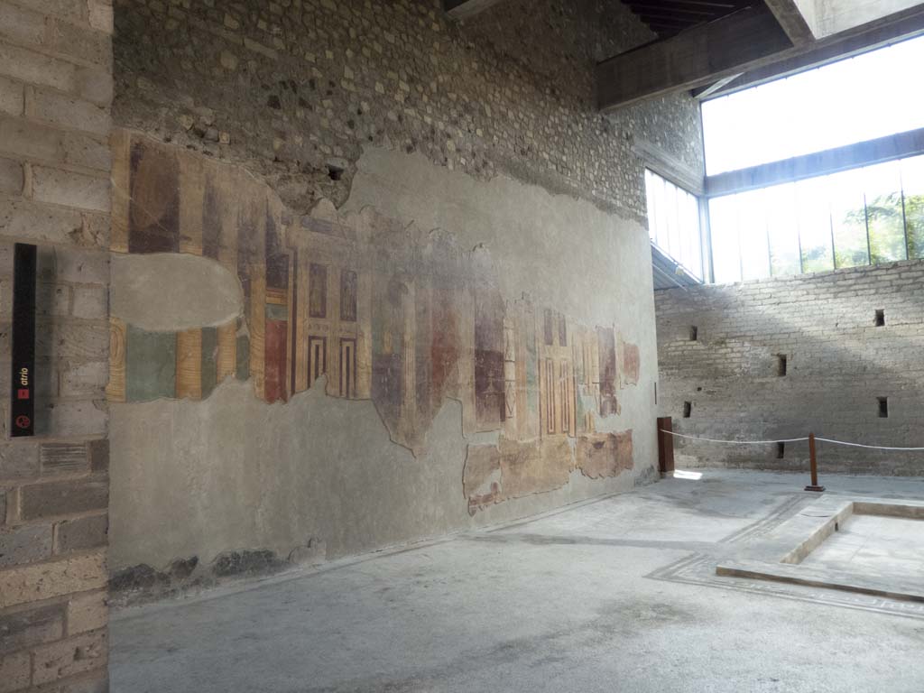Oplontis Villa of Poppea, September 2017. Room 5, looking south-east across atrium towards east wall.
Foto Annette Haug, ERC Grant 681269 DÉCOR.

