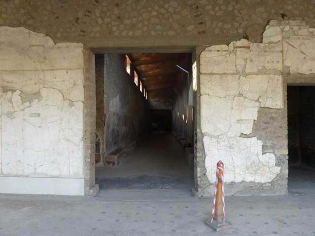 Oplontis Villa of Poppea, January 2023.
Corridor 46, with display cases, looking west. Photo courtesy of Miriam Colomer.
