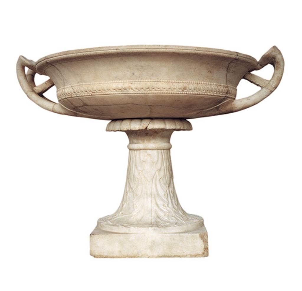Castellamare di Stabia, Villa del Pastore. Found in 1966. Two handled labrum made of Parian marble.
According to Kockel, particularly worth mentioning was a large marble Bowl with acanthus leaves around the base, from the 1st century v. CHR. 
See Kockel V., 1985. Funde und Forschungen in den Vesuvstadten 1: Archäologischer Anzeiger, Heft 3. 1985, p. 531.
According to Jashemski, this was a two handled fountain basin, found in 1966, made of Parian marble and its base was sculpted with magnificent leaves.
See Jashemski, W. F., 1979. The Gardens of Pompeii. New York: Caratzas, p. 333, fig 534.
A similar base from Pompeii was shown by Spinazzola in 1928.
See Spinazzola V. 1928. Le arti decorative in Pompei e nel Museo Nazionale di Napoli. Milano: Bestetti e Tumminelli, Tav. 41.
