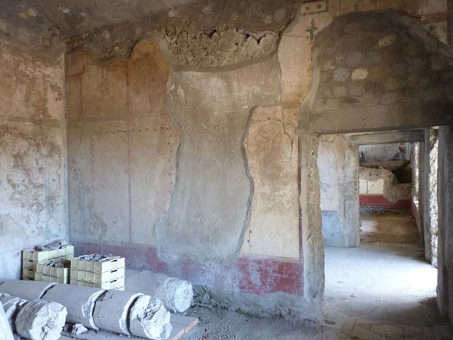 Stabiae, Villa Arianna, September 2021. Room M, looking towards upper south wall. Photo courtesy of Klaus Heese.