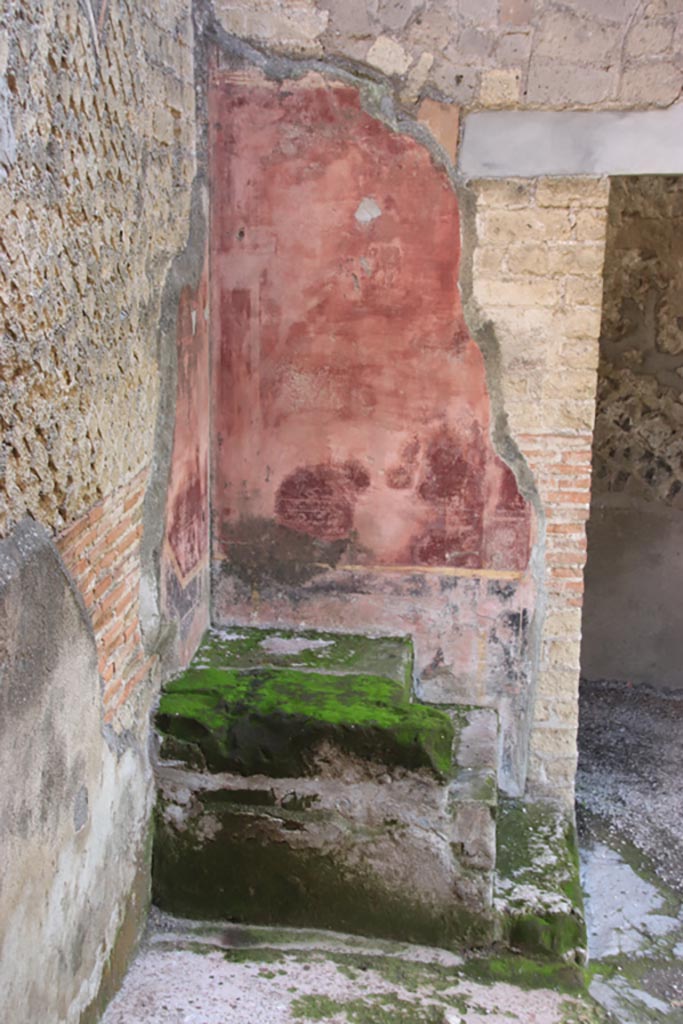 Stabiae, Villa Arianna, October 2022.  
Room G, south wall in south-east corner with remains of painted wall. Photo courtesy of Klaus Heese.

