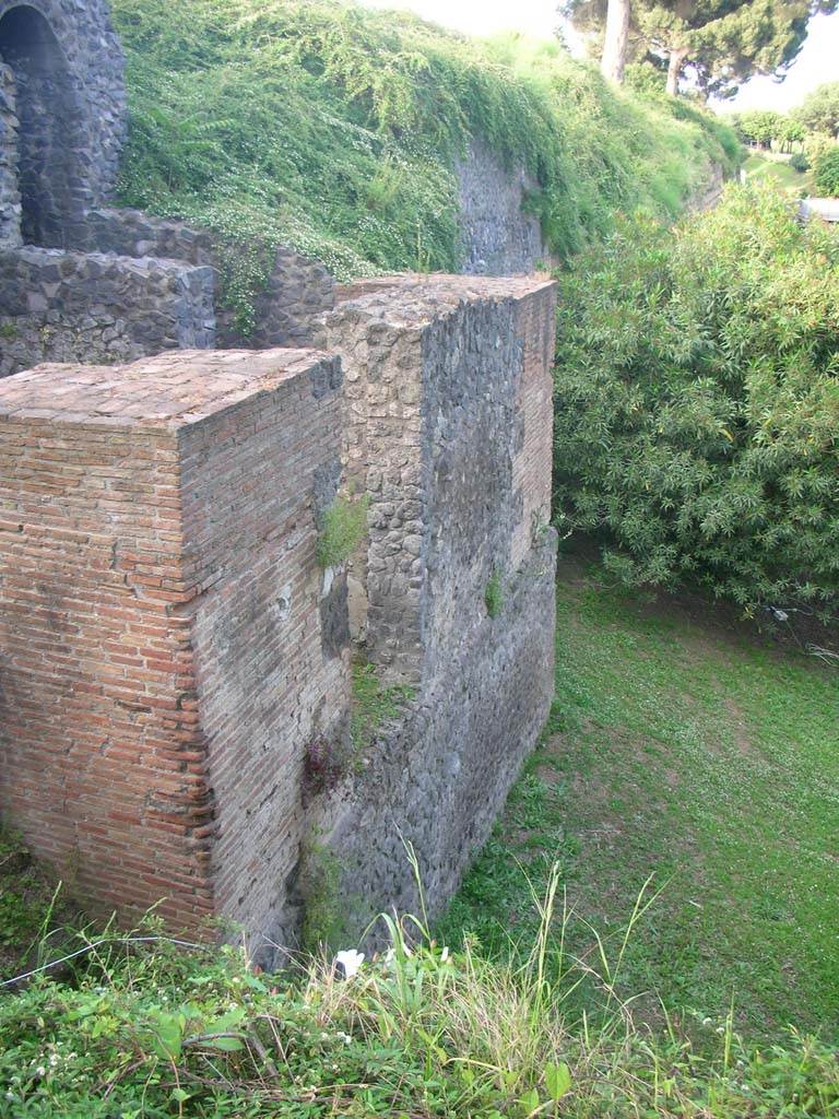 Tower II, Pompeii. May 2010. 
Looking east along City Walls from base of Tower. Photo courtesy of Ivo van der Graaff.
