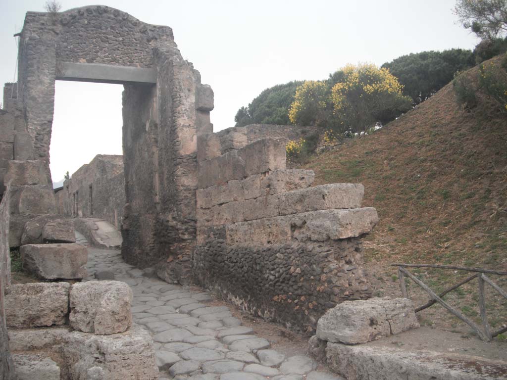 Porta Nocera, Pompeii. May 2011. Looking north along wall on east side of Gate. Photo courtesy of Ivo van der Graaff.