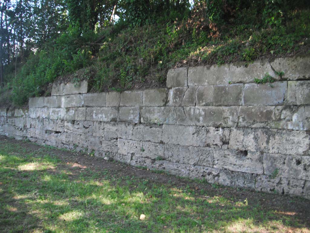 Walls on north-east side of Pompeii. June 2012. Looking east. Photo courtesy of Ivo van der Graaff.
