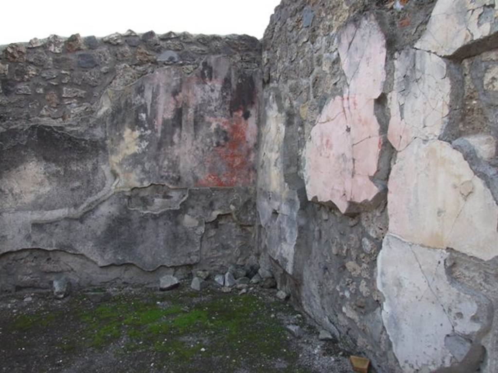 I.4.25 Pompeii. December 2007. Upper peristyle 56, looking towards south-west corner.