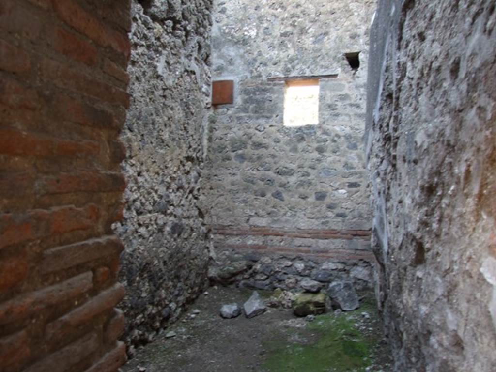 I.4.28 Pompeii. December 2007. Room 65, room in south-west corner of atrium. Looking south.

