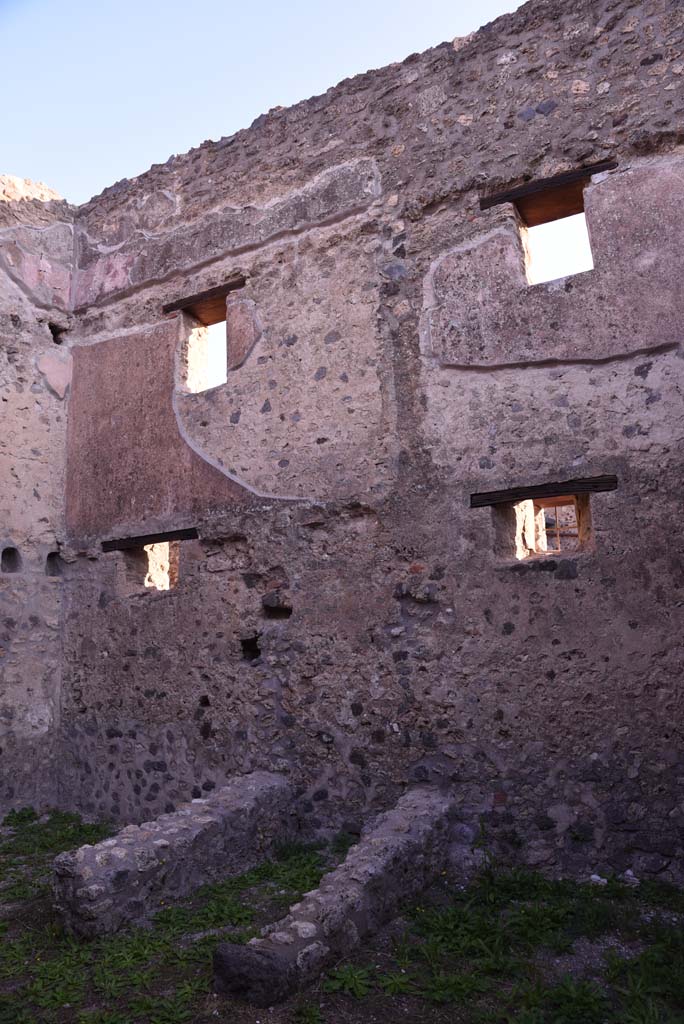 I.4.28 Pompeii. October 2019. 
Room 27, looking north along east wall with windows onto Vicolo del Citarista.
Foto Tobias Busen, ERC Grant 681269 DCOR.

